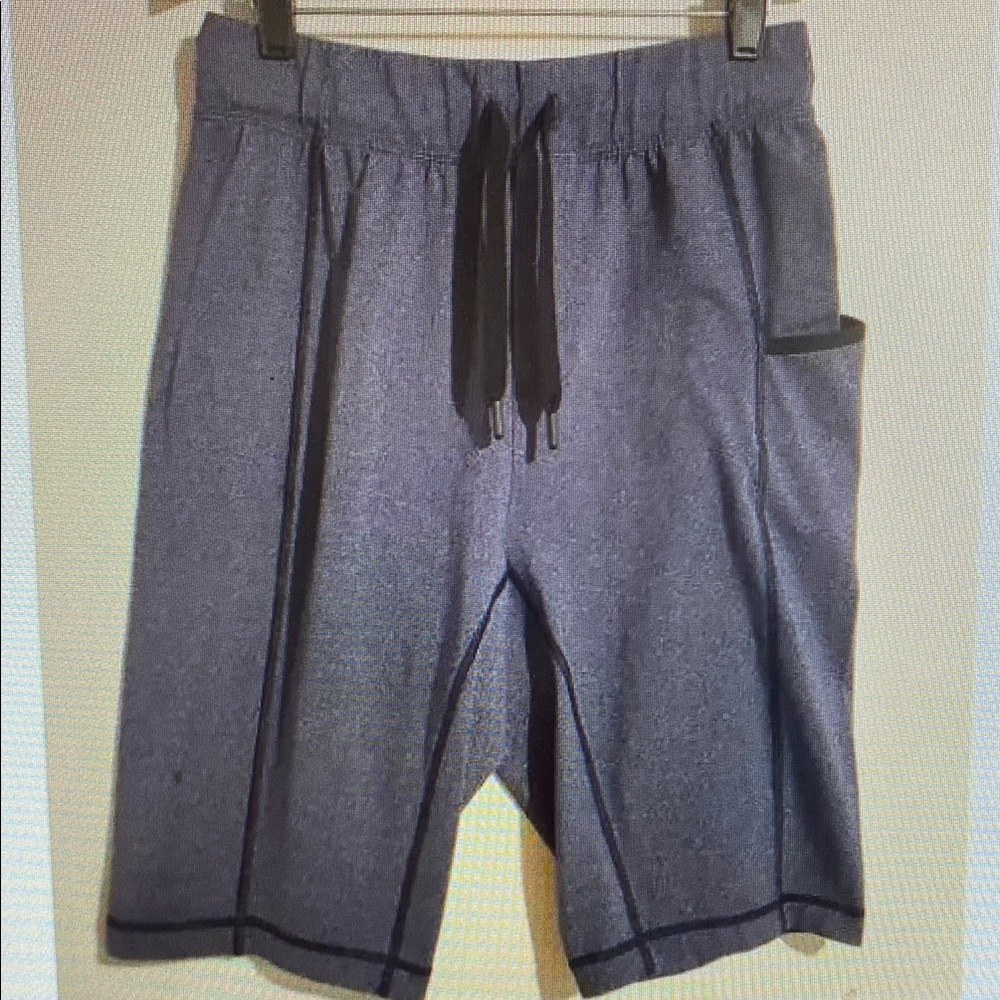 Lululemon Mens For the People 12" Shorts Size S Drawstring Luon Active Pocket